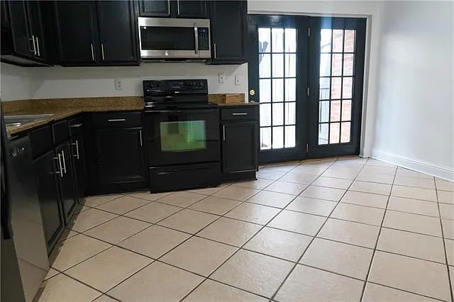 4021 Rye St #C — Photo 6