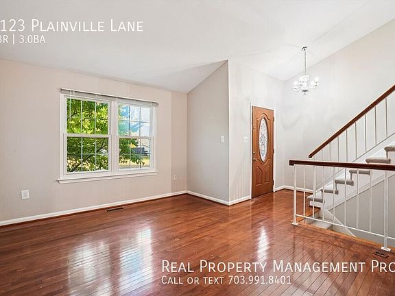 2nd image of 6123 Plainville Ln