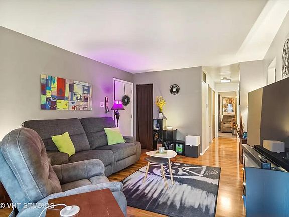 5th image of 1156 Auburn Ln #1156
