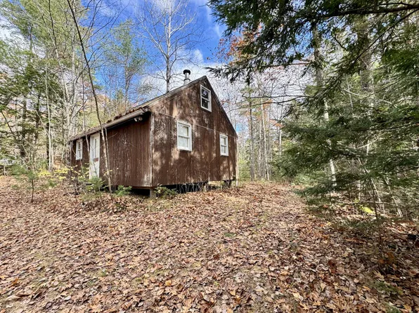 2738 Burkettville Road, Liberty, ME 04949