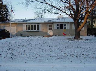 1002 Madison St, Cedar Falls, IA 50613