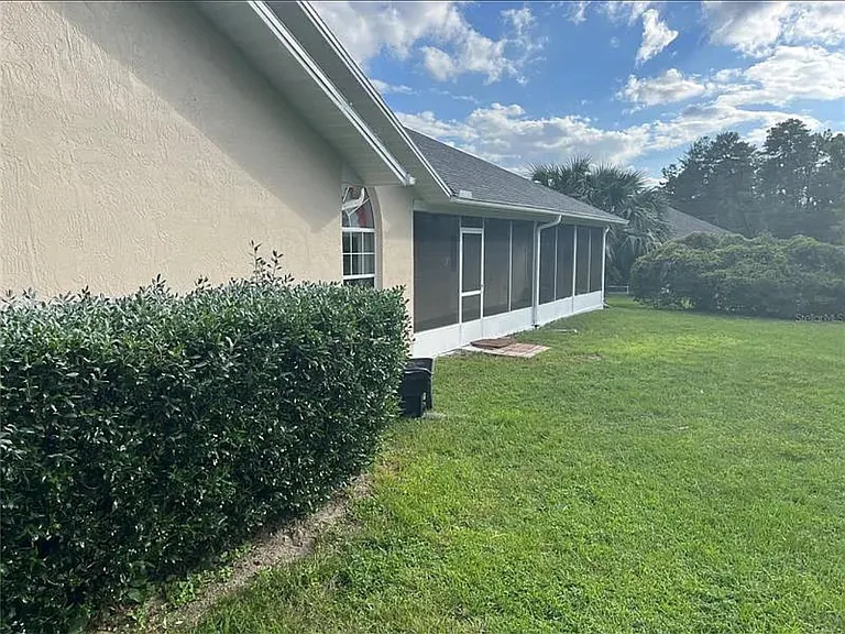 16560 SW 46th Cir — Photo 30