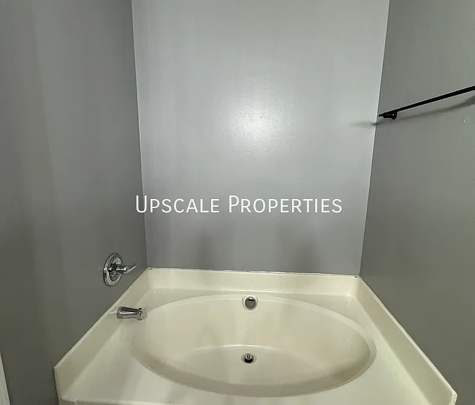 608 Vonbryan Trce — Photo 8