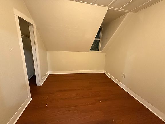 4th image of 13 Plain St Floor 3