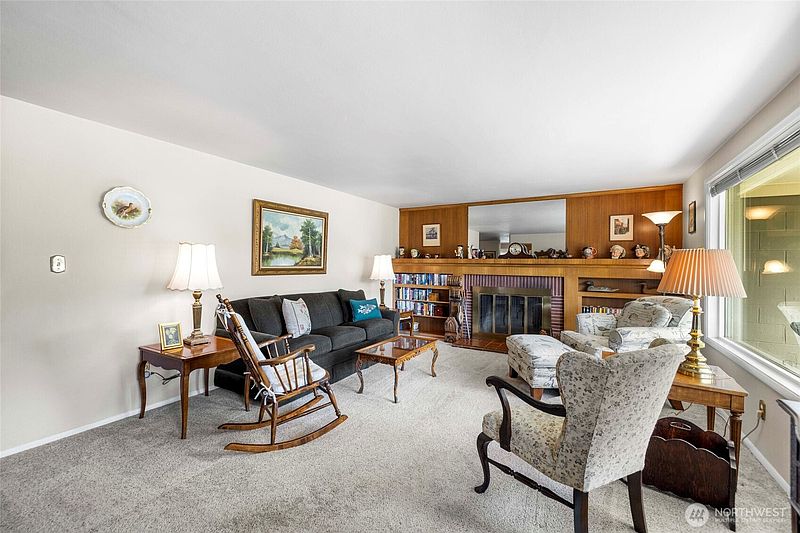 5th image of 1013 S 15th Street
