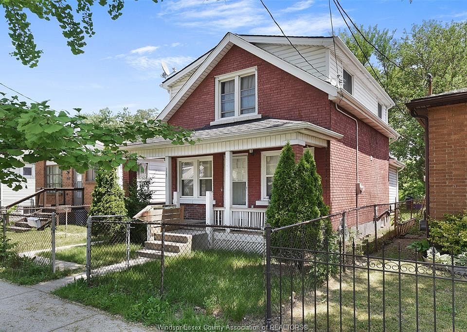 3567 Bloomfield Rd, Windsor, ON N9C 1R8 MLS 23010565 Zillow