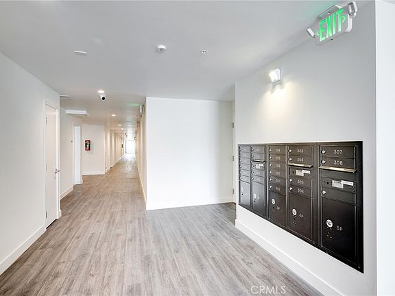 2nd image of 14526 Hartland St #307