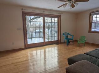 871 Northfield Rd #B, Lunenburg, MA 01462