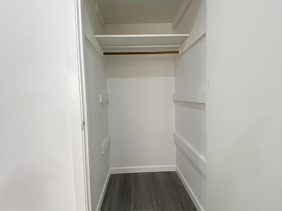 3rd image of 110 Randolph Ave #B
