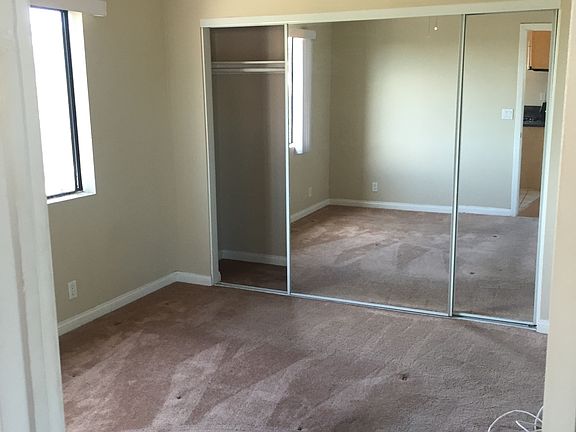4th image of 2331 E 10th St APT 304