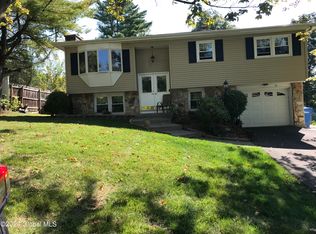 16 Tallmadge Ave, Albany, NY 12208