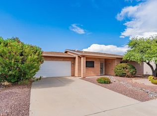 826 W Arbor Ridge Dr, Green Valley, AZ 85614