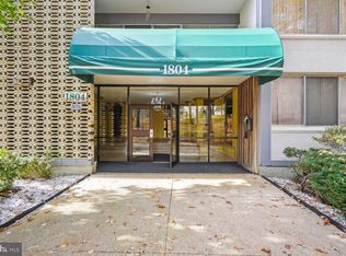 1804 Metzerott Rd APT 303, Adelphi, MD 20783