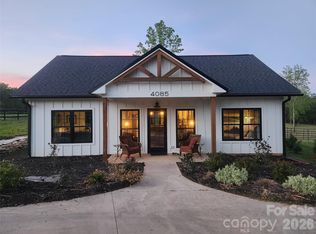 4085 Hunting Country Rd, Tryon, NC 28782