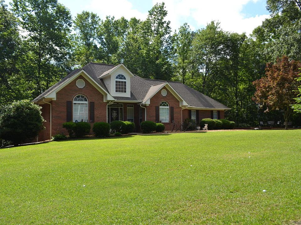 1st image of 2301 Woodridge Dr