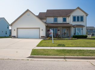 8325 Camelot Trce, Sturtevant, WI 53177