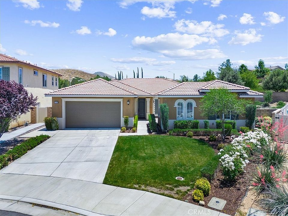 1st image of 32391 Old Grove Ct