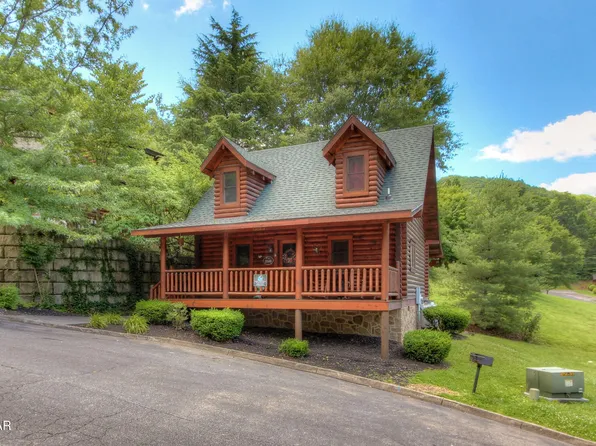 3140 Smoky Ridge Way, Pigeon Forge, TN 37862