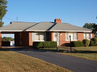 173 Perdue Dr, Hurt, VA 24563