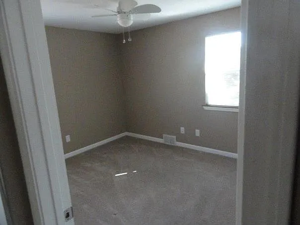 8809 W Rogers St — Photo 7