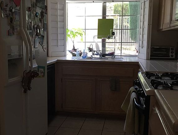 5th image of 2645 Vistamonte Cir