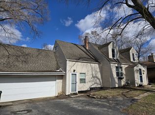 16517 Plainview Dr, Markham, IL 60428