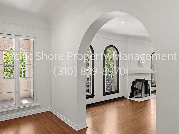 5th image of 107 N Mansfield Ave #109
