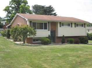 292 Gravel Hill Rd, Latrobe, PA 15650