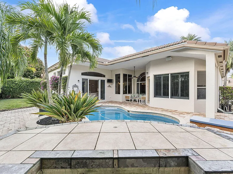 2903 Fontana Ln — Photo 30