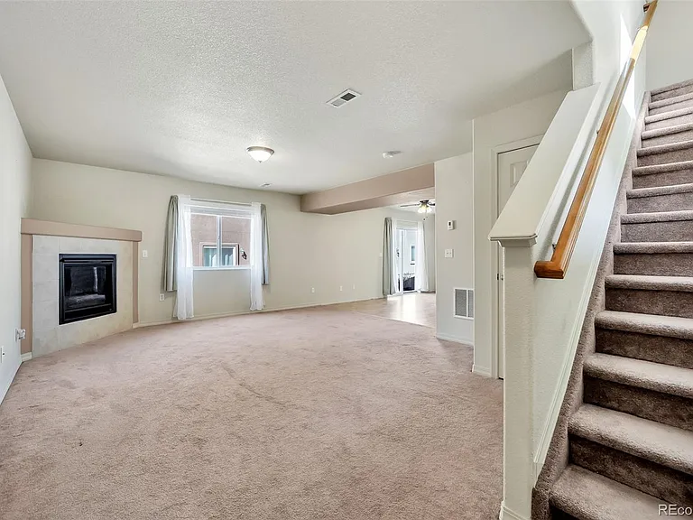2274 Shady Aspen Dr — Photo 4