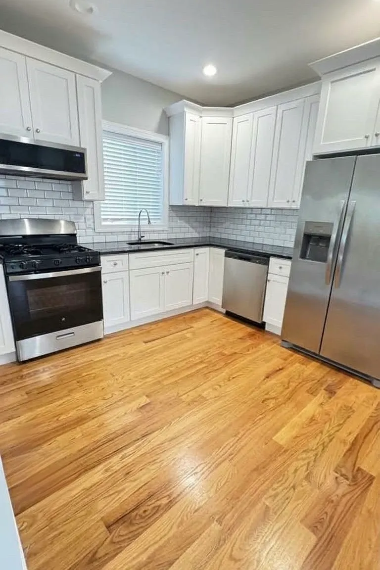 3 bed, $3,100 — Photo 2