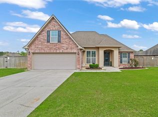 28508 Loiret Ct, Ponchatoula, LA 70454