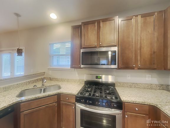 5th image of 7789 Buckshire Ct