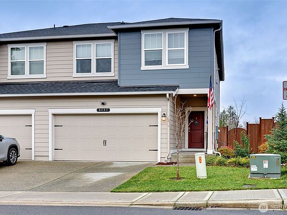 2nd image of 6487 Randolph Drive NE