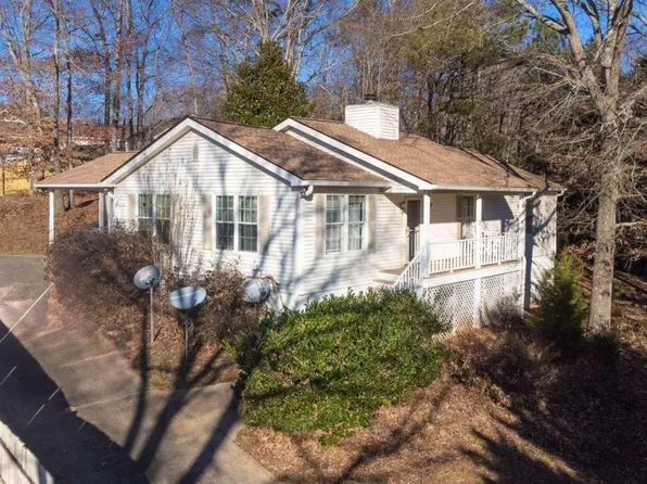 3160 Arrowhead Dr, Gainesville, GA 30506