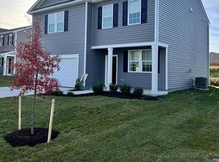 215 Saber Dr, Charles Town, WV 25414