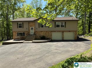 6486 Decker Rd, Bushkill, PA 18324