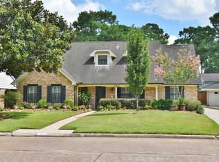 1062 Bethlehem St, Houston, TX 77018