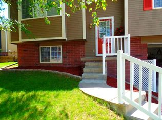 6702 N 110th Ave, Omaha, NE 68164