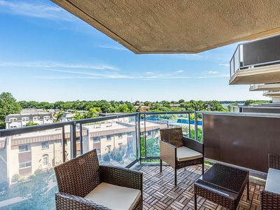 17-85 215th St APT 5C, Bayside, NY, 11360