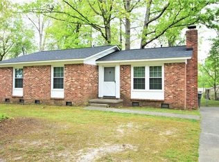 4108 Farmbrooke Dr, Greensboro, NC 27407