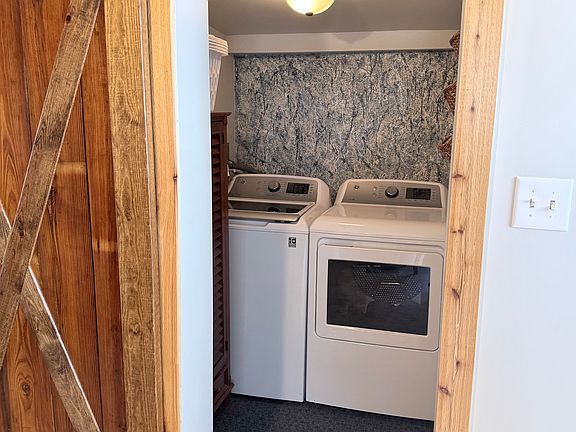 4th image of 5550 S Baileyville Rd