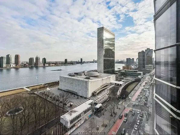 50 United Nations Plaza image 18 of 26
