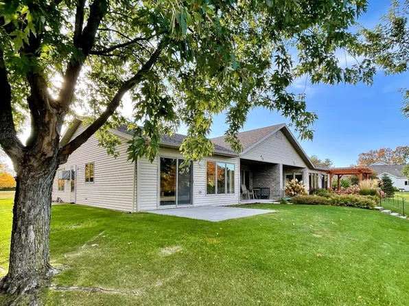 410 Irving Beach Dr SW, Bemidji, MN 56601