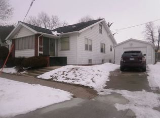 107 N 11th St, Marshalltown, IA 50158