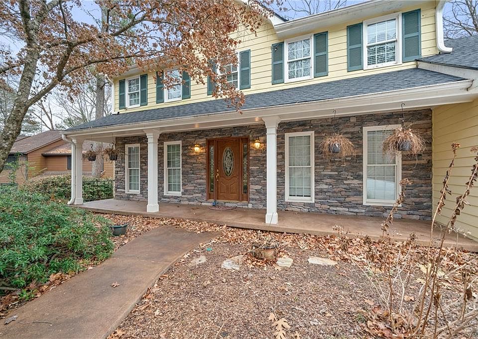 1st image of 4307 Revere Cir