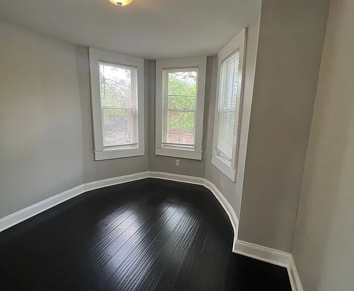 1899 Rutland Ave — Photo 22