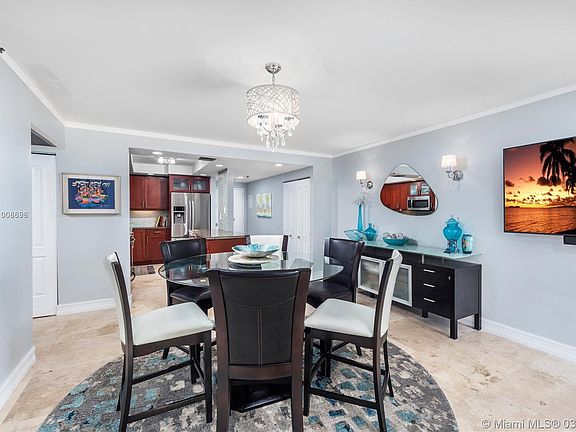4th image of 20515 E Country Club Dr APT 1648