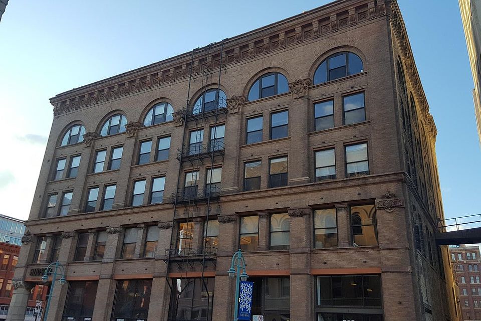 1st image of 312 E Buffalo St Unit 43