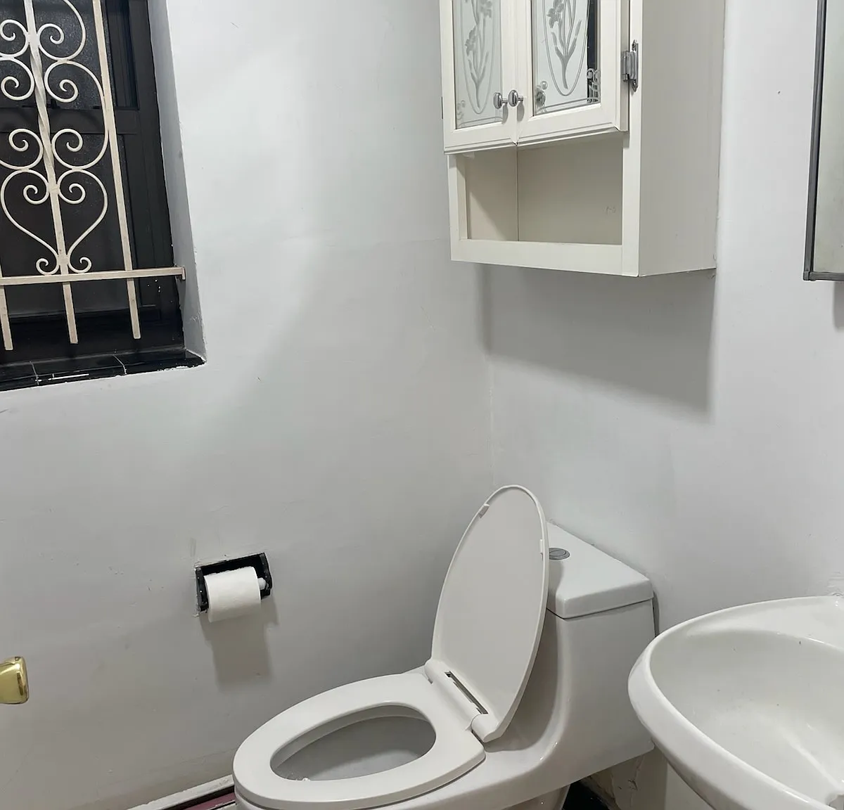 1 bed, $2,000 — Photo 3